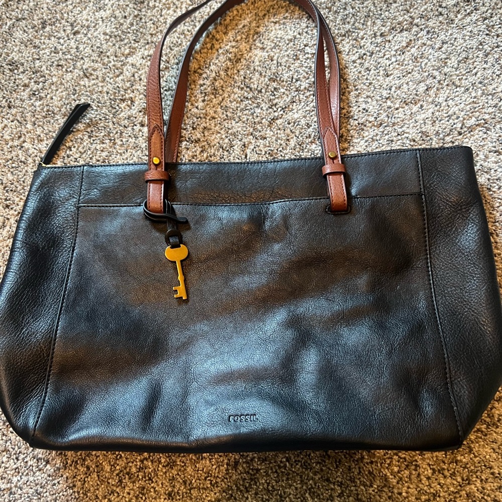 Fossil Leather Tote